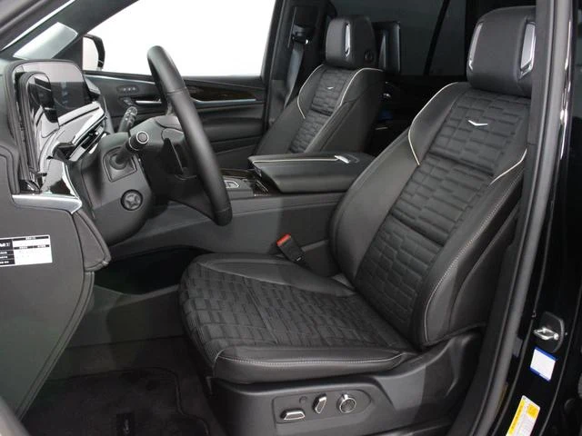 Cadillac ESCALADE 12