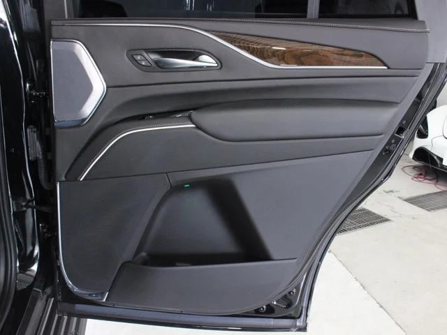 Cadillac ESCALADE 54