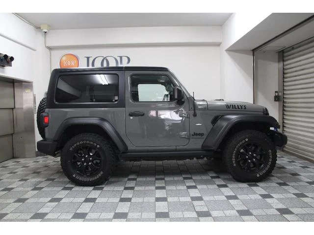 AMC JEEP JEEP 8