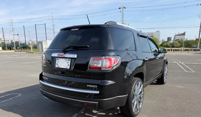 GMC ACADIA 8
