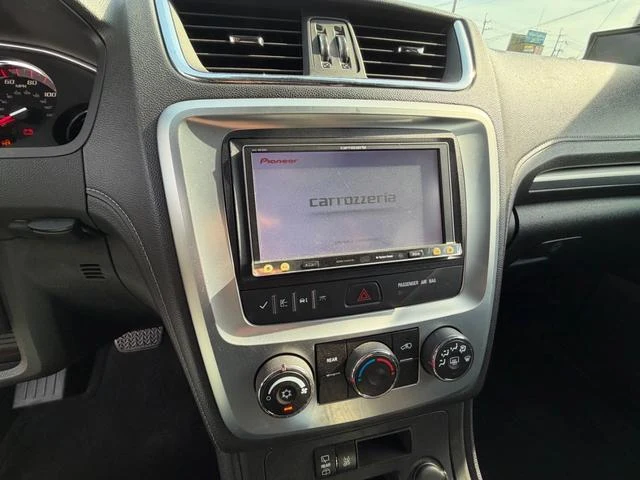 GMC ACADIA 16