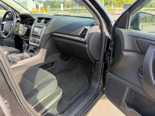 GMC ACADIA 28