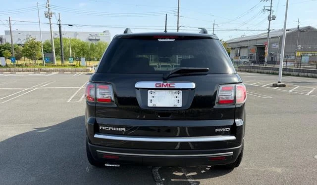 GMC ACADIA 10