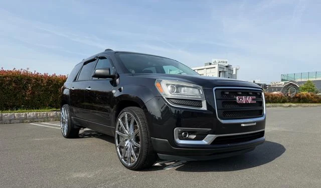 GMC ACADIA 4