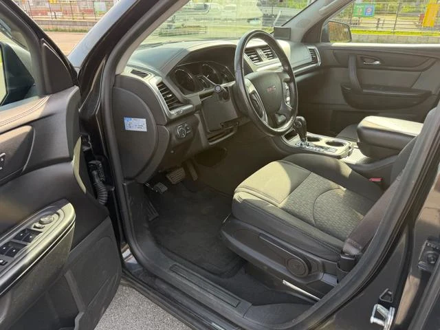 GMC ACADIA 14