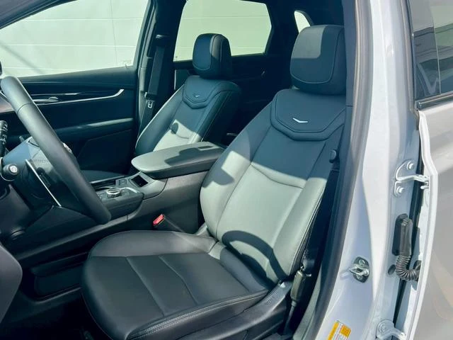 Cadillac XT5 21