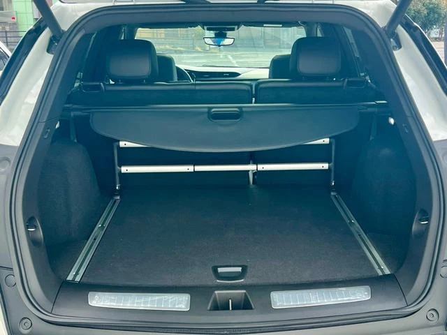 Cadillac XT5 28