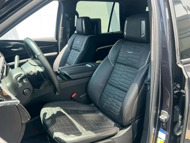 Cadillac ESCALADE 21