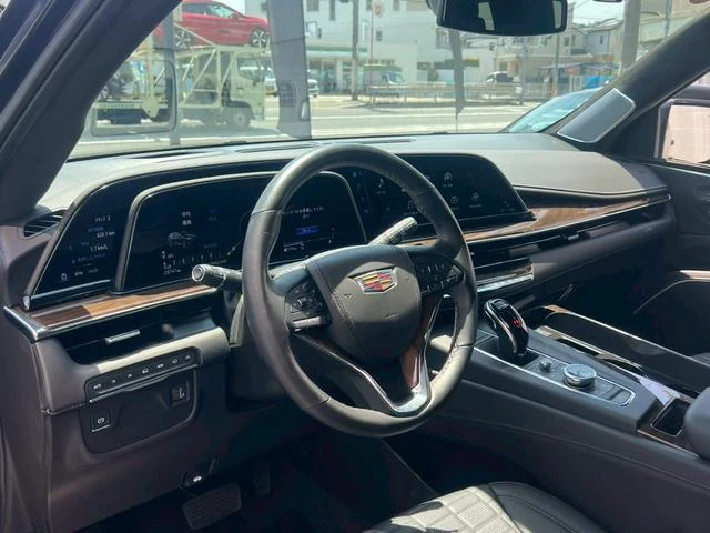 Cadillac ESCALADE 22