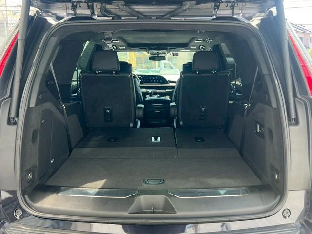 Cadillac ESCALADE 32