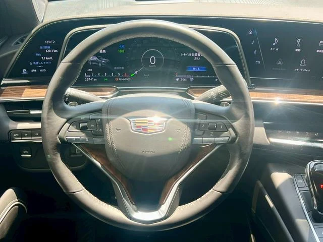 Cadillac ESCALADE 44