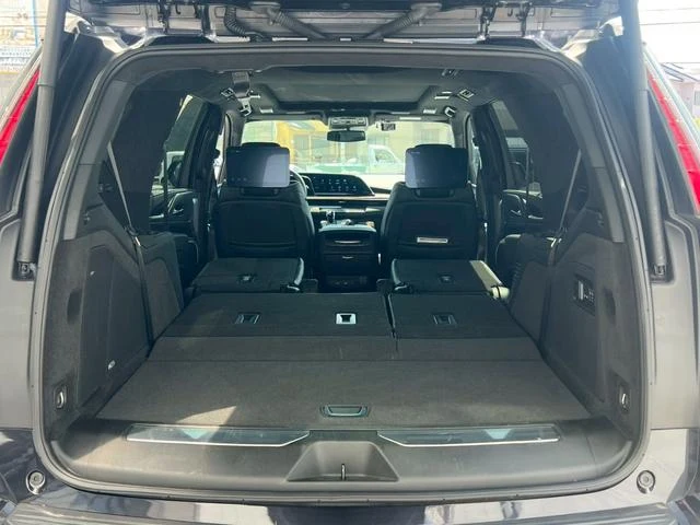 Cadillac ESCALADE 33