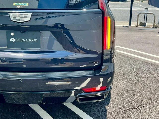 Cadillac ESCALADE 15