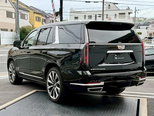 Cadillac ESCALADE 9