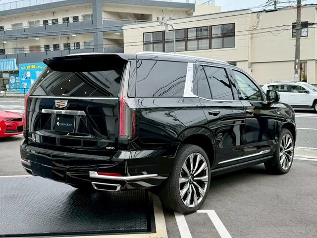 Cadillac ESCALADE 72