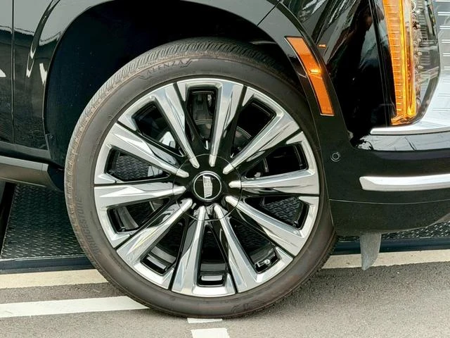 Cadillac ESCALADE 17