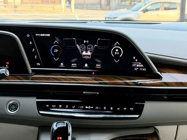 Cadillac ESCALADE 53