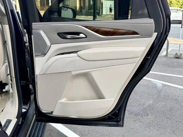 Cadillac ESCALADE 40
