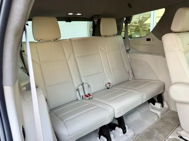 Cadillac ESCALADE 31