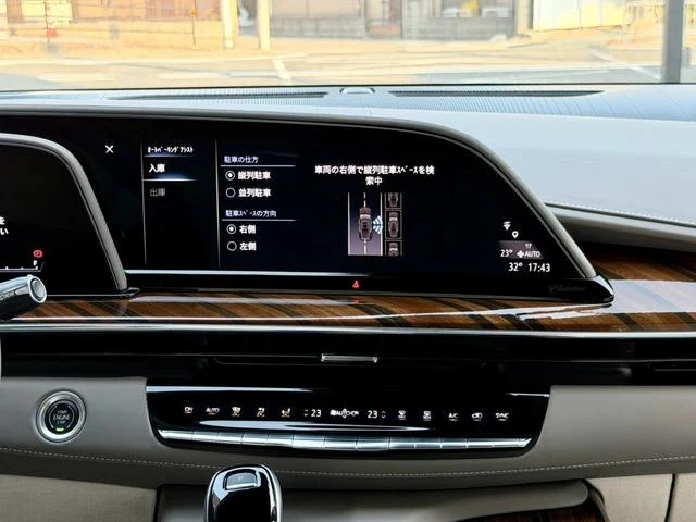 Cadillac ESCALADE 56