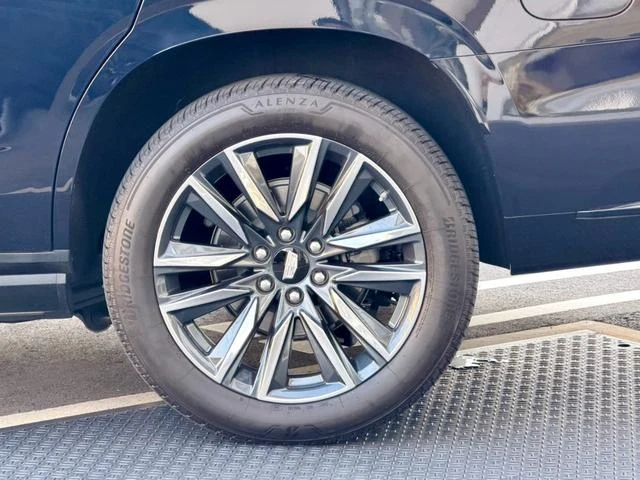 Cadillac ESCALADE 10