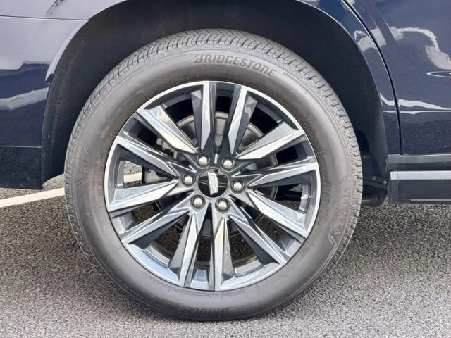 Cadillac ESCALADE 5