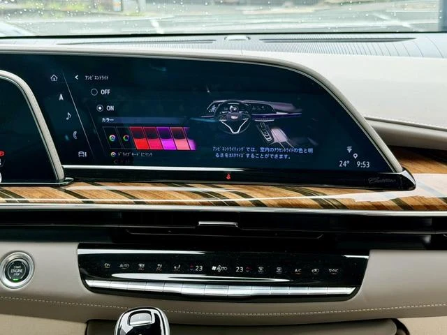 Cadillac ESCALADE 50