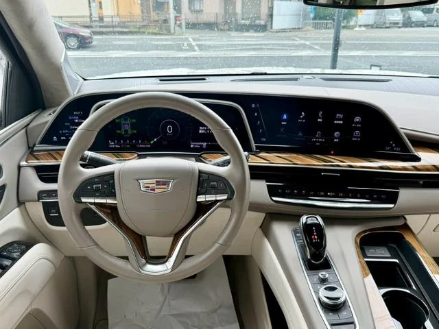 Cadillac ESCALADE 42