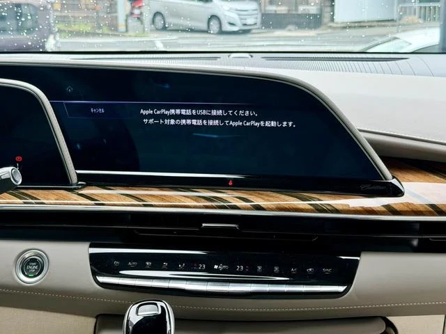 Cadillac ESCALADE 52