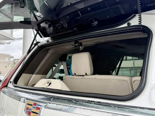 Cadillac ESCALADE 35