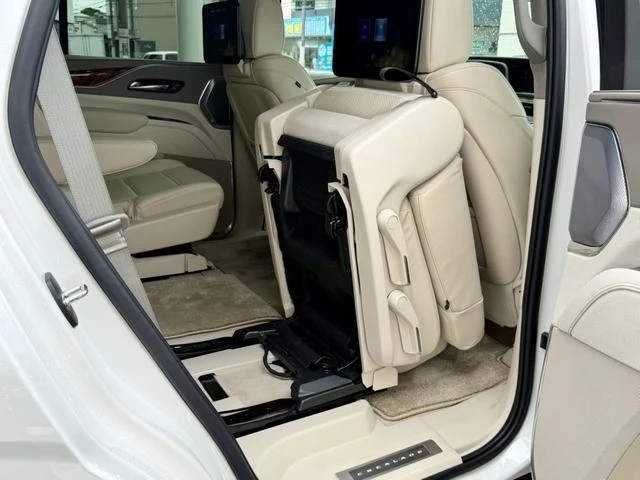 Cadillac ESCALADE 26