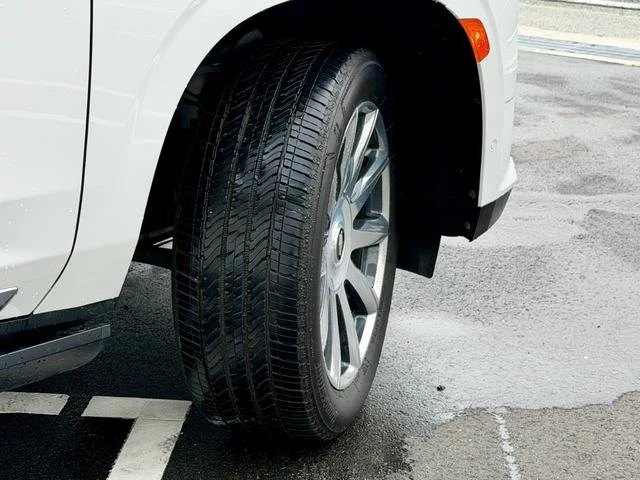 Cadillac ESCALADE 15