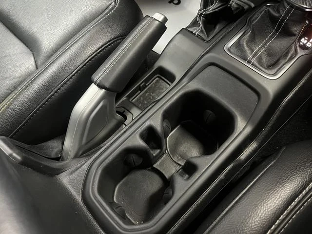 Chrysler JEEP 63