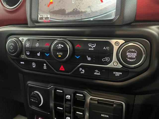 Chrysler JEEP 29