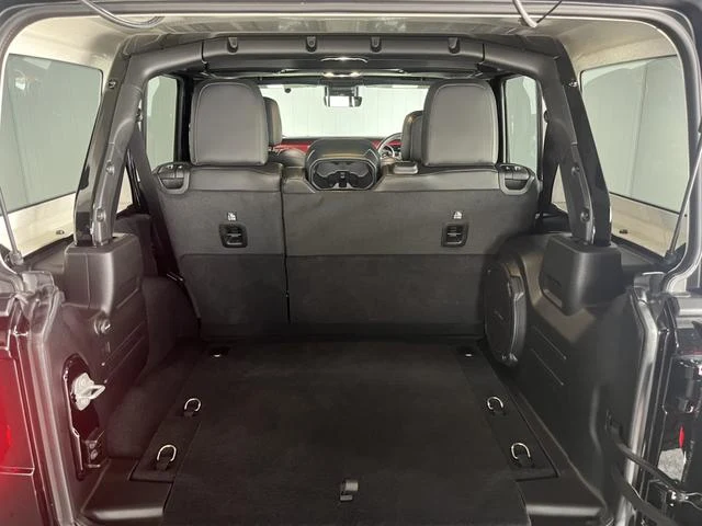 Chrysler JEEP 6