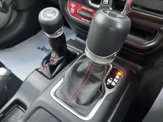 Chrysler JEEP 64