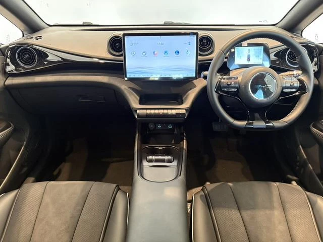 BYD DOLPHIN 36