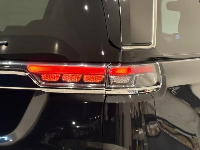Chrysler JEEP 16