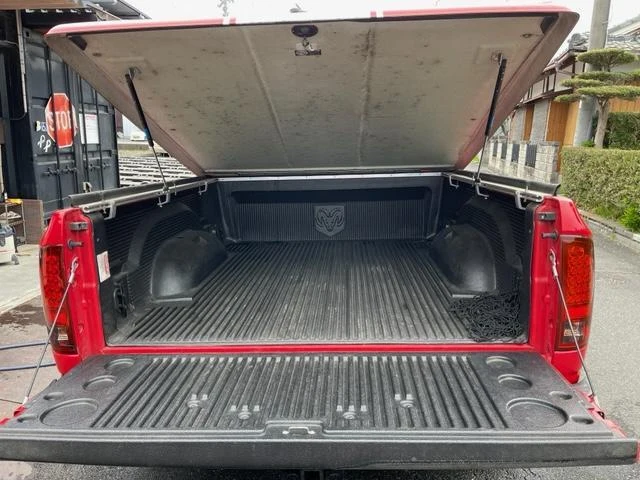 Dodge RAM 16