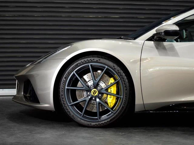 Lotus EMIRA 27
