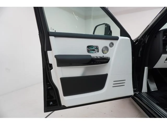 Rolls-Royce PHANTOM 39