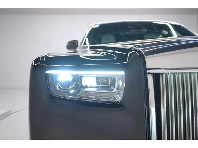 Rolls-Royce PHANTOM 72