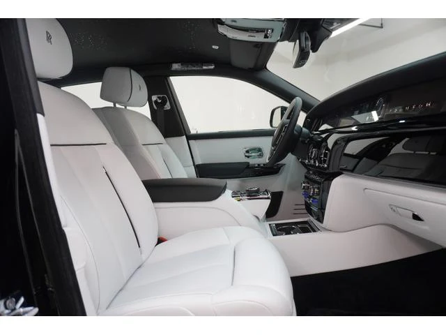 Rolls-Royce PHANTOM 53