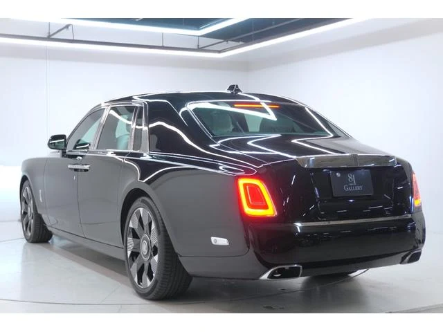 Rolls-Royce PHANTOM 7