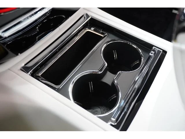 Rolls-Royce PHANTOM 33