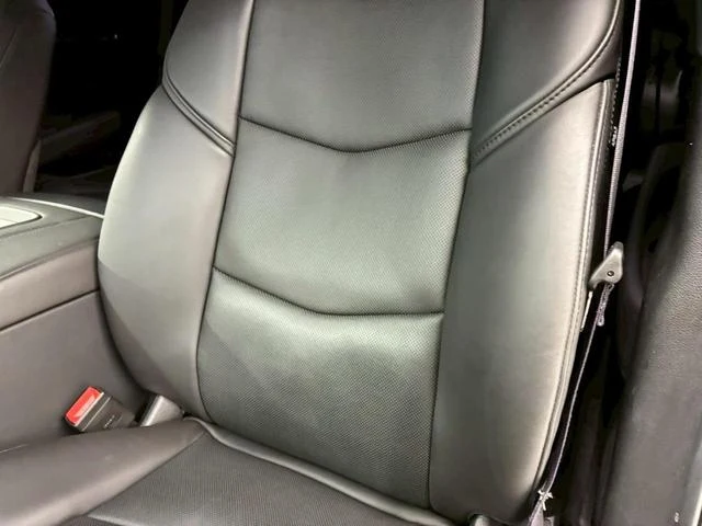 Cadillac ESCALADE 27