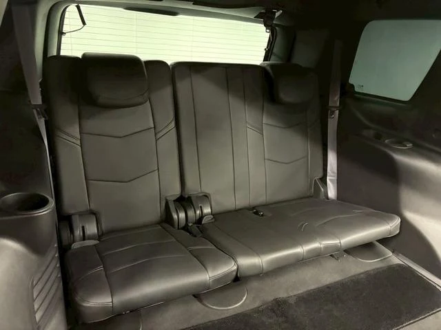 Cadillac ESCALADE 6