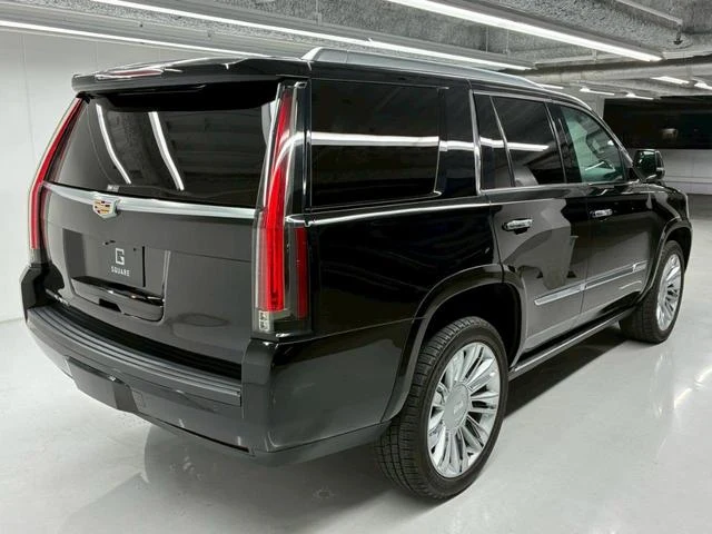 Cadillac ESCALADE 15
