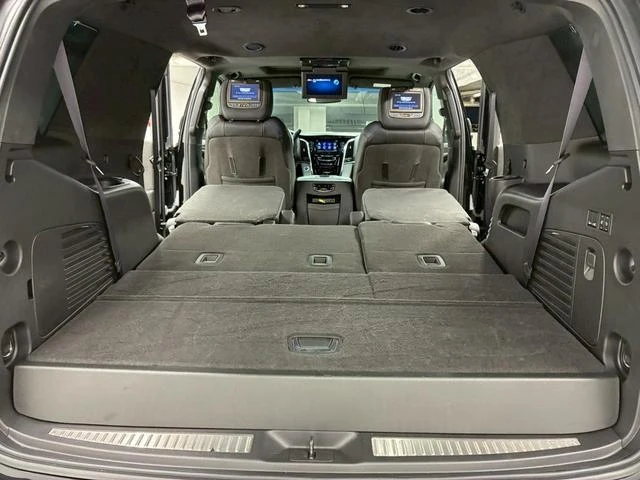 Cadillac ESCALADE 67