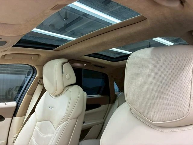 Cadillac CT6 27